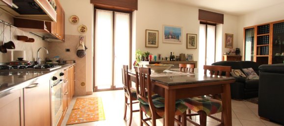 4غرفة شقة في Verona, Italy رقم 135336 8