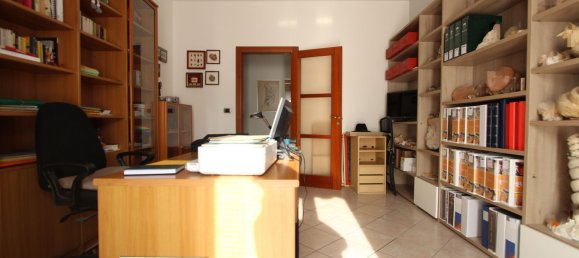 4غرفة شقة في Verona, Italy رقم 135336 33