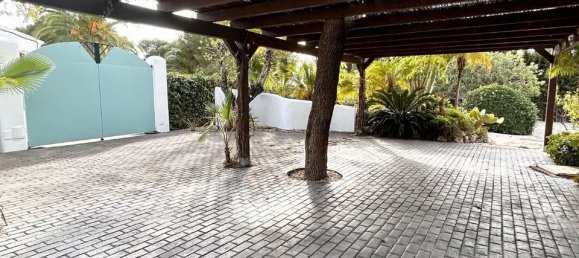 5 bedrooms Villa in Alicante, Spain No. 170306 23