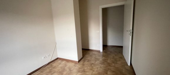 240m² Office in Conegliano, Italy No. 220850 5