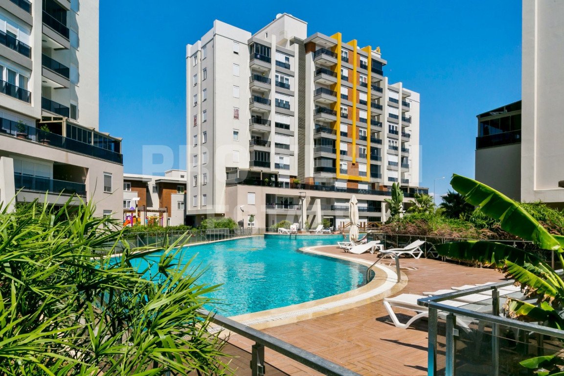 3 rooms Apartment in Lara, Turkey No. 18027