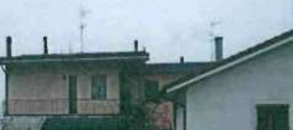 4 bedrooms Villa in Viadana, Italy No. 381824 21