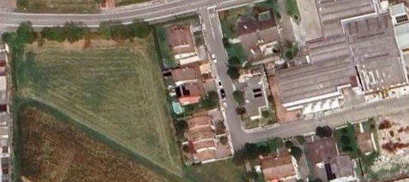 4 bedrooms Villa in Viadana, Italy No. 381824 11