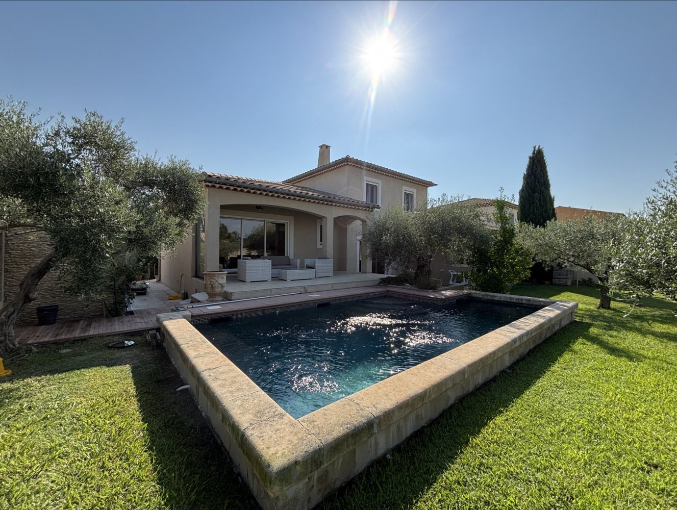 3 bedrooms Villa in Istres, France No. 345972
