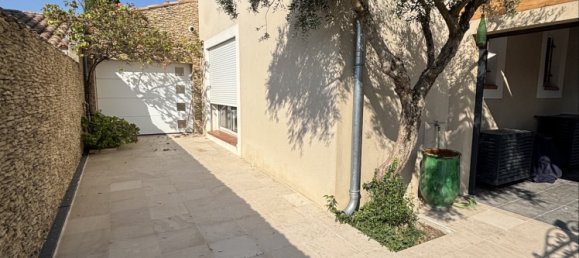 3 bedrooms Villa in Istres, France No. 345972 9