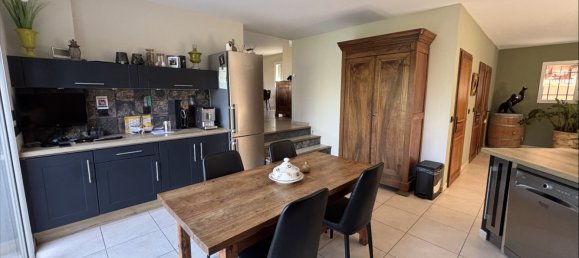 3 bedrooms Villa in Istres, France No. 345972 14