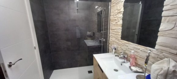 3 bedrooms Apartment in Benidorm, Spain No. 89570 14