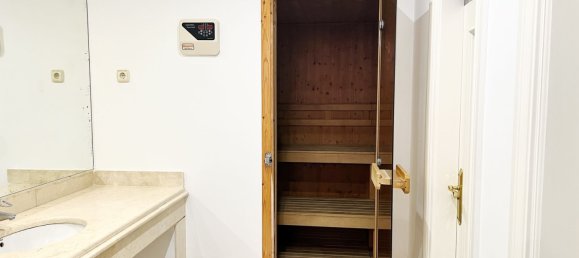 3 غرف نوم بانتهاوس في Marbella, Spain رقم 146712 21