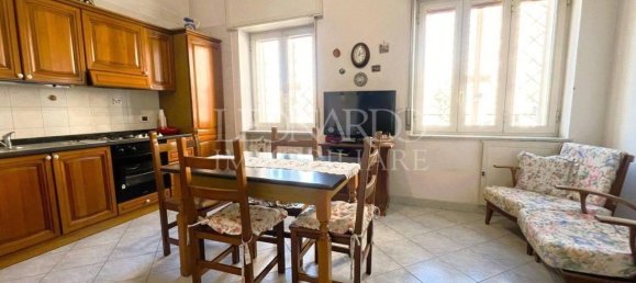 Apartamento de 2 divisões em Naples, Italy N.º 35922 26