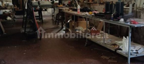 Propiedad comercial de 3 habitaciónes en Rome, Italy No. 72598 3