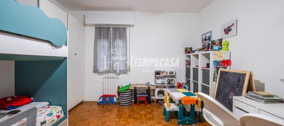 3 Schlafzimmer Haus in Castelvetro di Modena, Italy, Nr. 77483 21