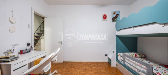 3 Schlafzimmer Haus in Castelvetro di Modena, Italy, Nr. 77483 23