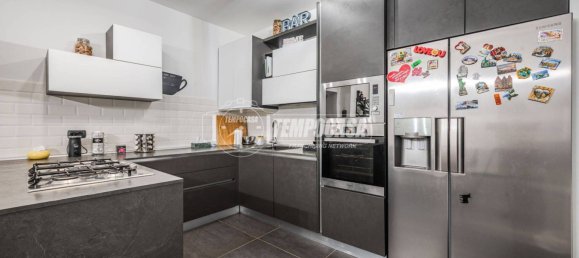 3 Schlafzimmer Haus in Castelvetro di Modena, Italy, Nr. 77483 14