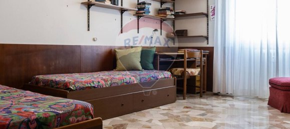 2 غرف نوم شقة في Cinisello Balsamo, Italy رقم 270494 18