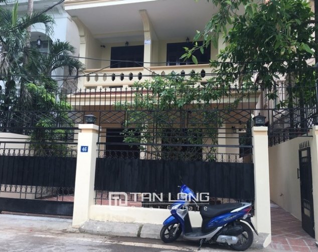 4 غرف نوم منزل في Tay Ho, Vietnam رقم 3197