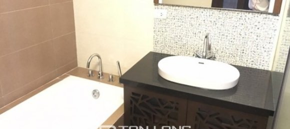 4 غرف نوم منزل في Tay Ho, Vietnam رقم 3197 19