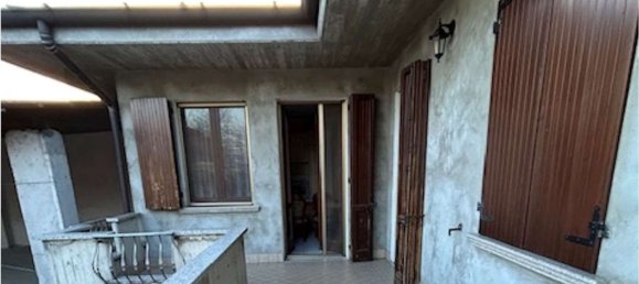 3 Schlafzimmer Wohnung in Antegnate, Italy, Nr. 380855 15