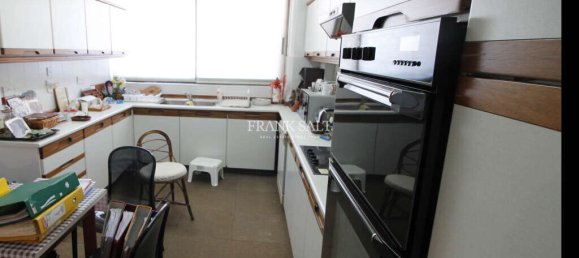 Apartamento de 2 dormitorios en Sliema, Malta No. 9567 5
