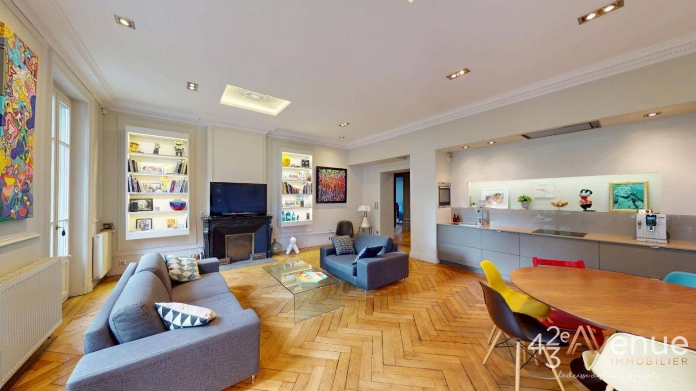 3 bedrooms Apartment in Saint-Etienne, France No. 355523