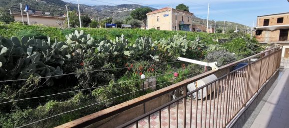 3-salle Appartement à Gioiosa Marea, Italy No. 47905 6