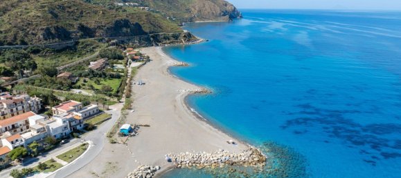 3-salle Appartement à Gioiosa Marea, Italy No. 47905 28