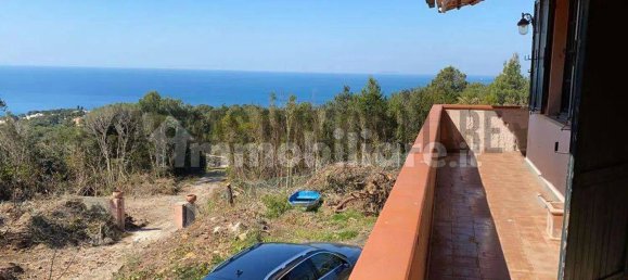9 bedrooms Villa in Livorno, Italy No. 81493 2