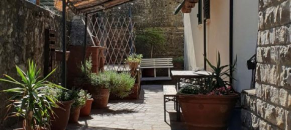 Вилла с 6 спальнями в Риньяно суль Арно, Италия № 323879 8