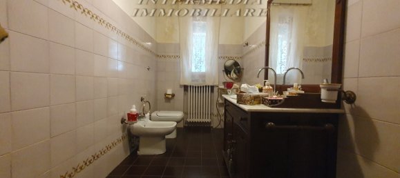 Вилла с 6 спальнями в Риньяно суль Арно, Италия № 323879 24