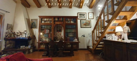 Вилла с 6 спальнями в Риньяно суль Арно, Италия № 323879 17