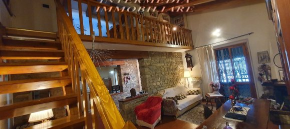 Вилла с 6 спальнями в Риньяно суль Арно, Италия № 323879 2