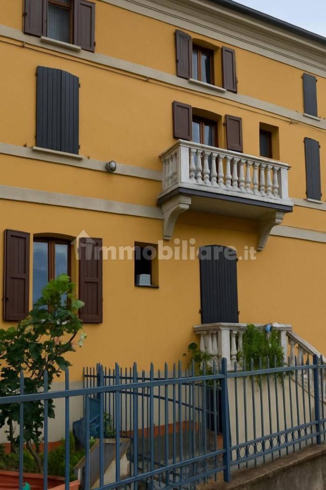 1 bedroom Apartment in Molinella, Italy No. 371313