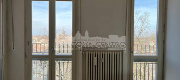 5-salle Penthouse à Mantua, Italy No. 246664 6