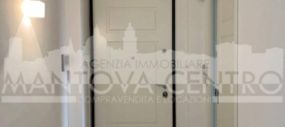 5-salle Penthouse à Mantua, Italy No. 246664 4