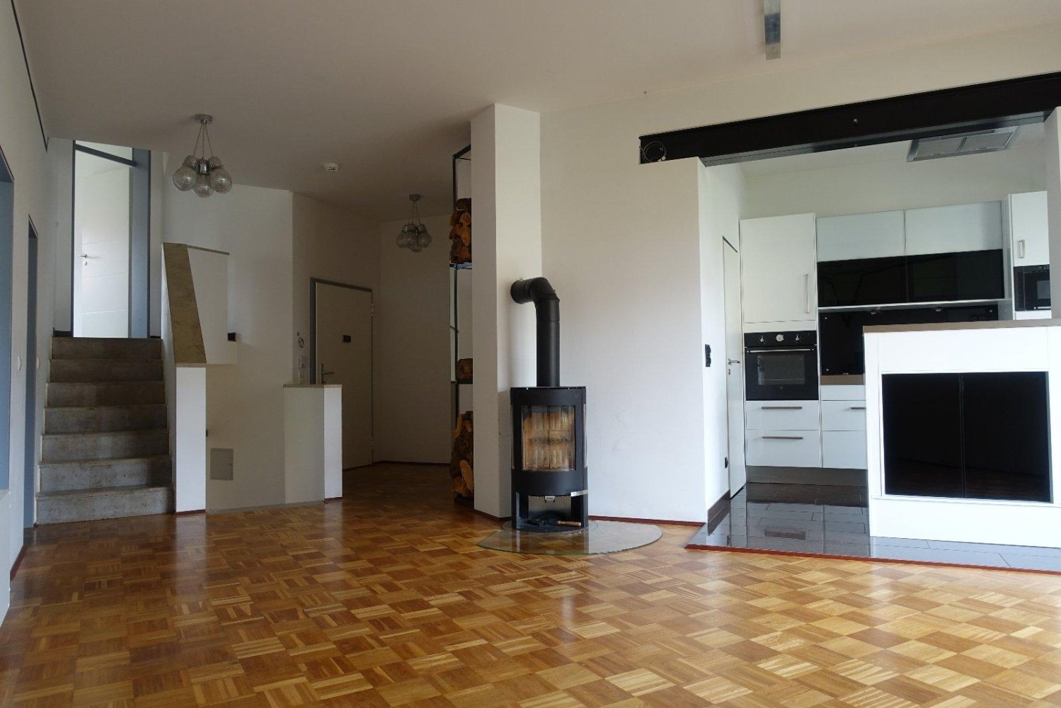 Duplex T3 em Furstenfeldbruck, Germany N.º 218629