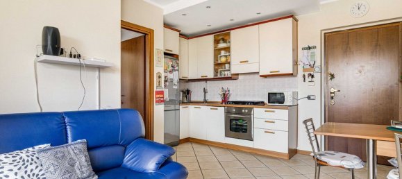 3 Schlafzimmer Doppelhaus in Rescaldina, Italy, Nr. 360691 2