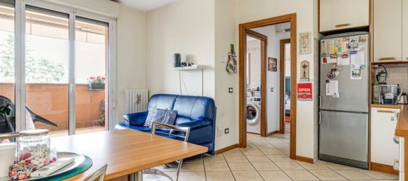 3 Schlafzimmer Doppelhaus in Rescaldina, Italy, Nr. 360691 4