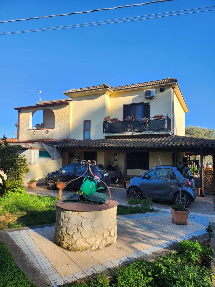 Casa de 4 divisões em Terracina, Italy N.º 191258