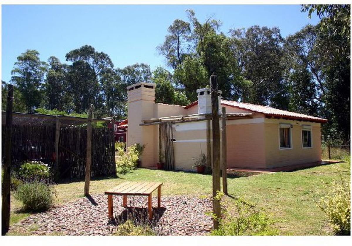 3 bedrooms House in Maldonado, Uruguay No. 4637