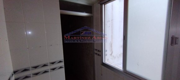 Apartamento de 3 dormitorios en Porcuna, Spain No. 28508 2