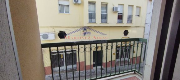 Apartamento de 3 dormitorios en Porcuna, Spain No. 28508 17