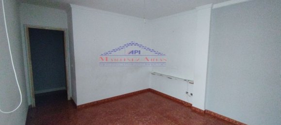 Apartamento de 3 dormitorios en Porcuna, Spain No. 28508 37