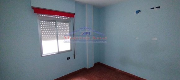 Apartamento de 3 dormitorios en Porcuna, Spain No. 28508 28