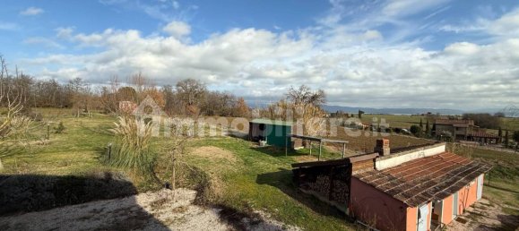 5 rooms Building in Castiglione del Lago, Italy No. 138068 10