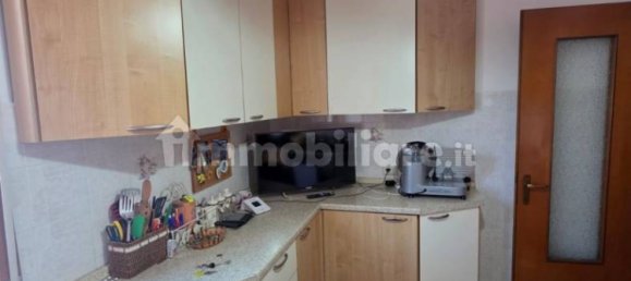 2 bedrooms Apartment in Parma, Italy No. 371286 4