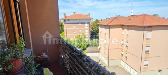 2 bedrooms Apartment in Parma, Italy No. 371286 10