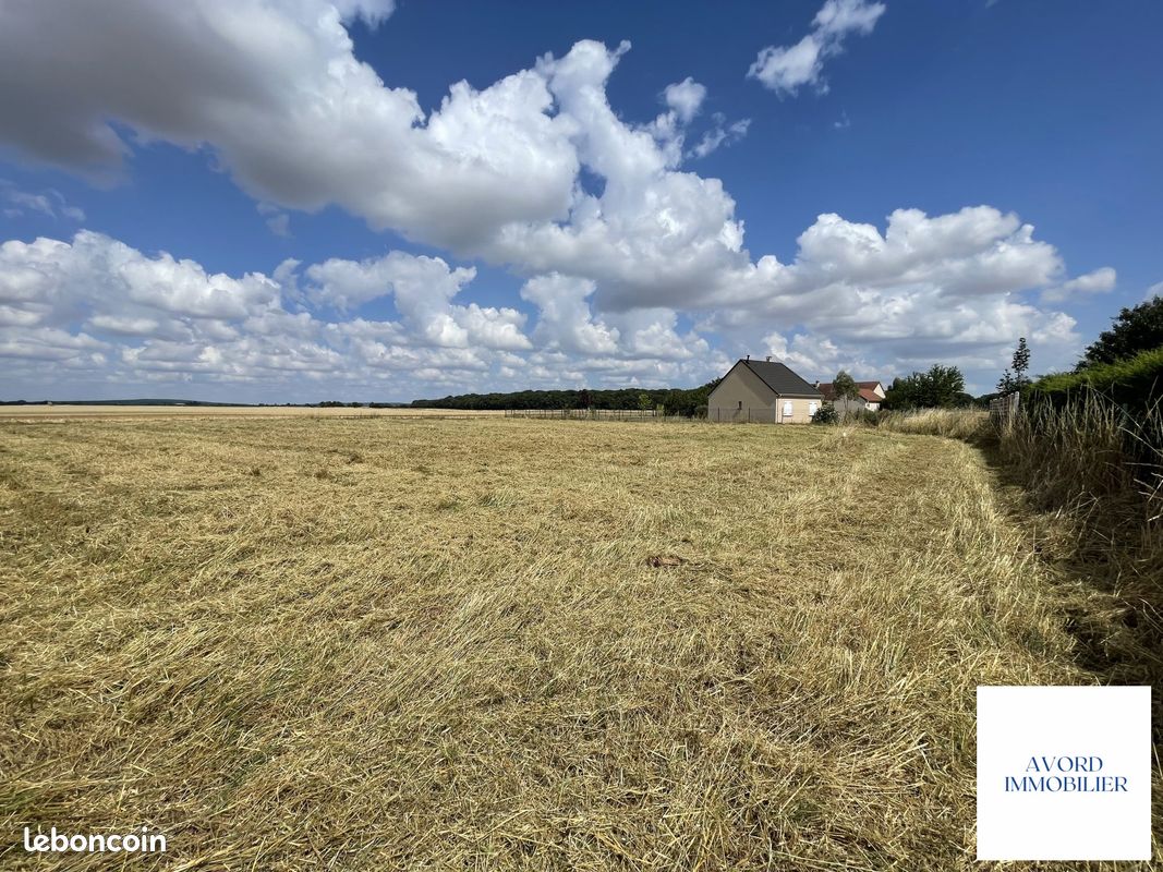 Terreno em Farges-en-Septaine, France 985 m² N.º 327641