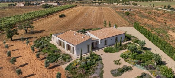 2 bedrooms House in Campos, Spain No. 148641 4