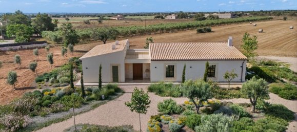 2 bedrooms House in Campos, Spain No. 148641 10