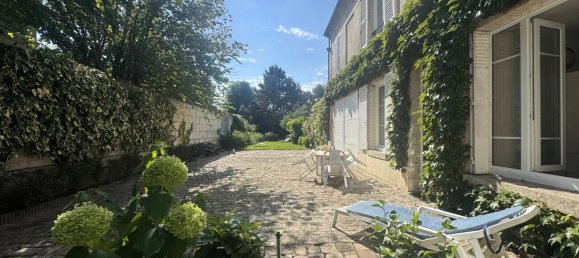 Casa de 6 dormitorios en Villers-Cotterets, France No. 242303 24