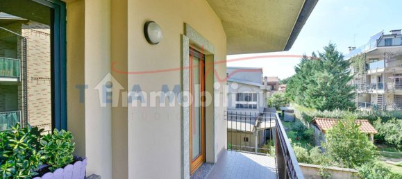 2 bedrooms Apartment in Seregno, Italy No. 349810 13